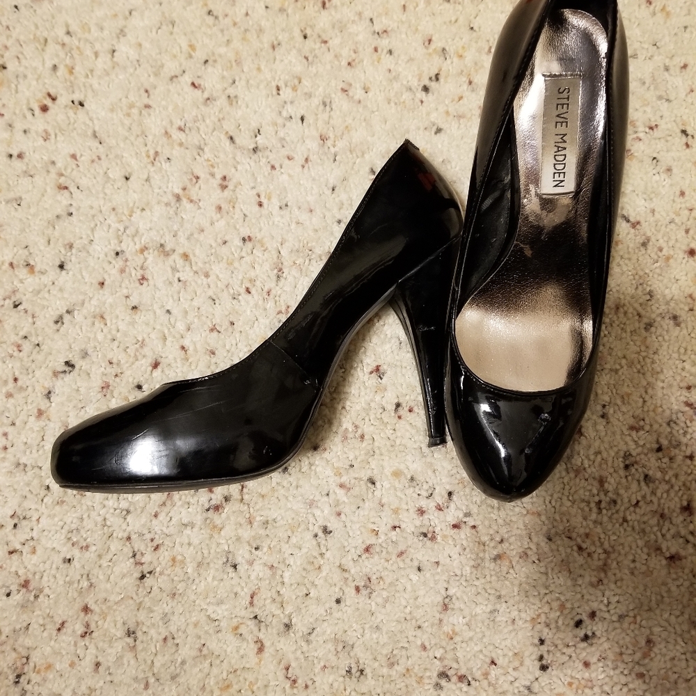 Steven madden black heels size 8
